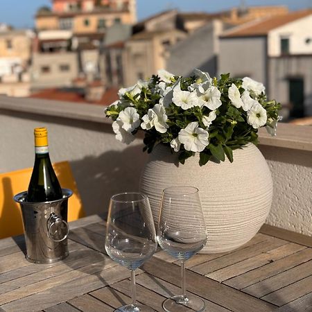 A Cala Suite & Apartment Palermo Buitenkant foto